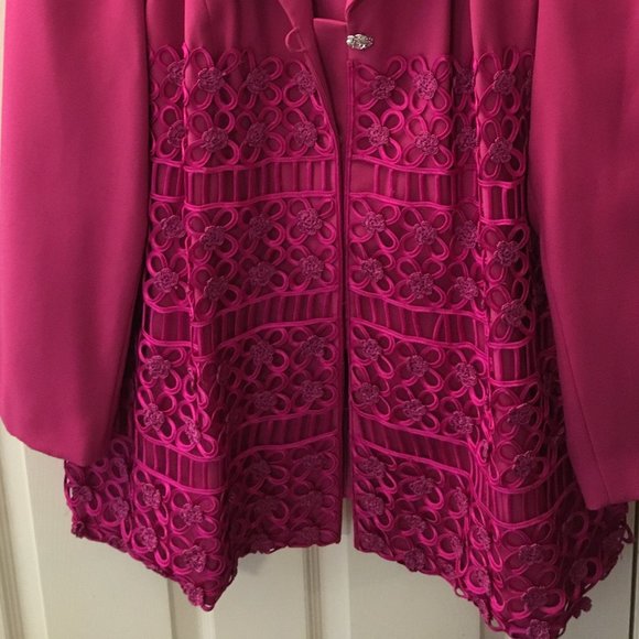 Beautiful Plus Size Fuscia Skirt Suit - 22-24W - Picture 3 of 3